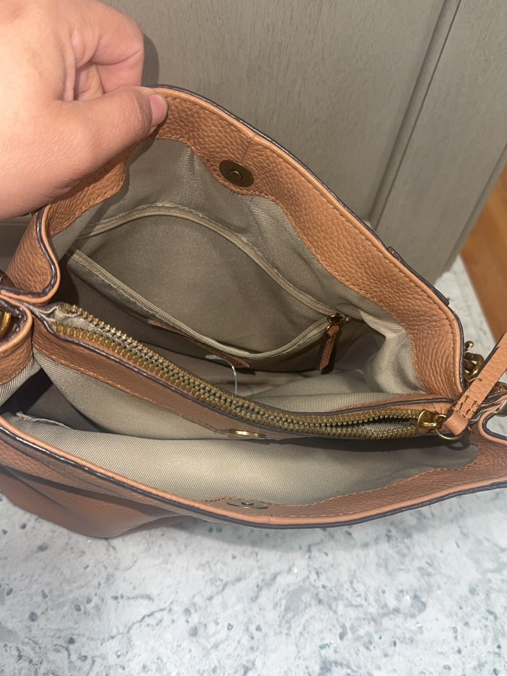 American Leather Co. Handbag Luca Triple Entry Crossbody Bag AUTHENTIC - Picture 9 of 9